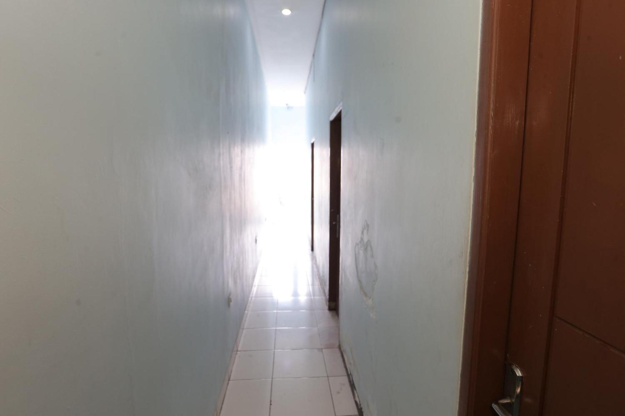Oyo 93584 Rukotel South Tangerang Ngoại thất bức ảnh