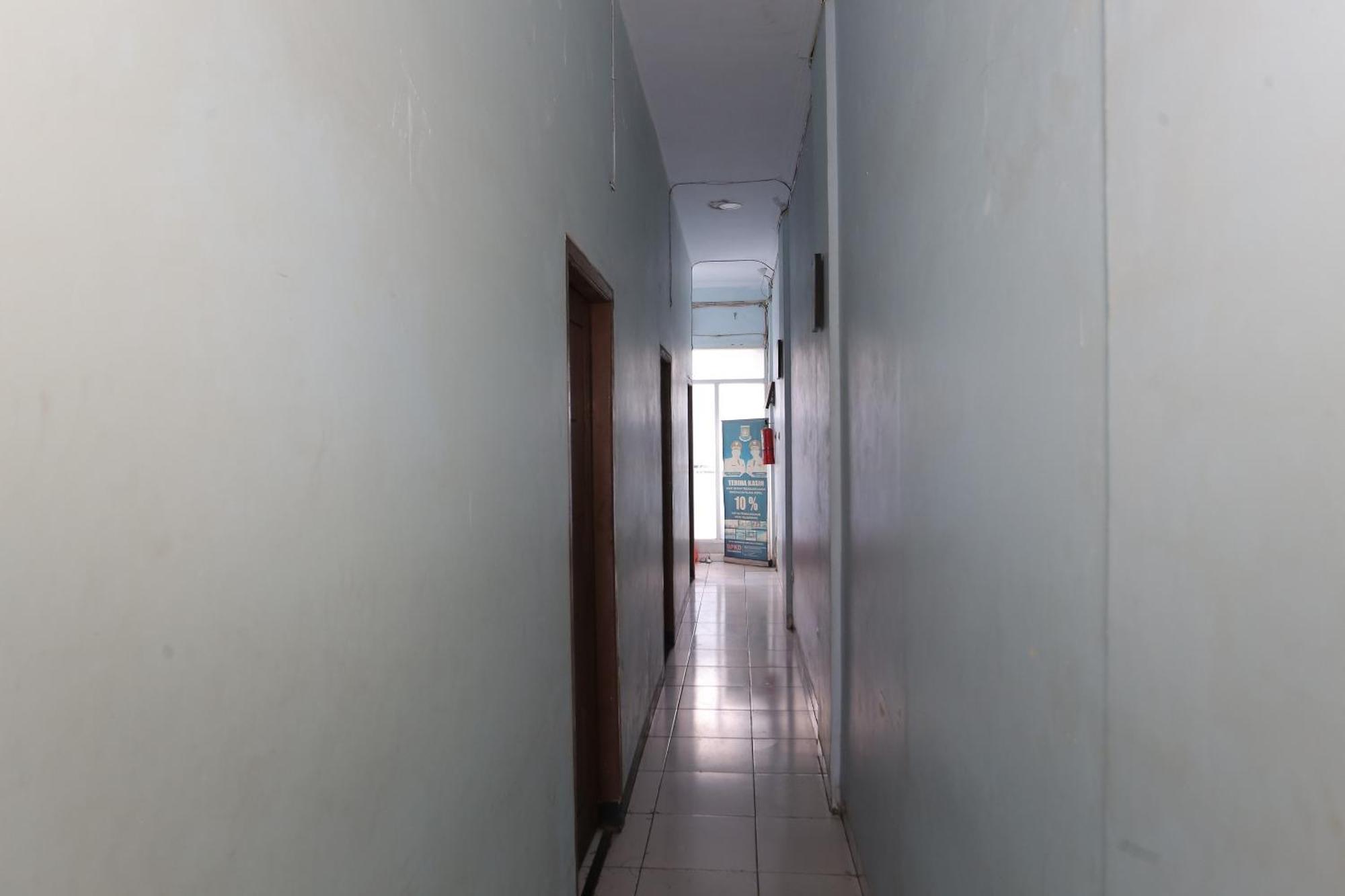 Oyo 93584 Rukotel South Tangerang Ngoại thất bức ảnh
